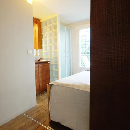 Des Moulins - 2 Adults *